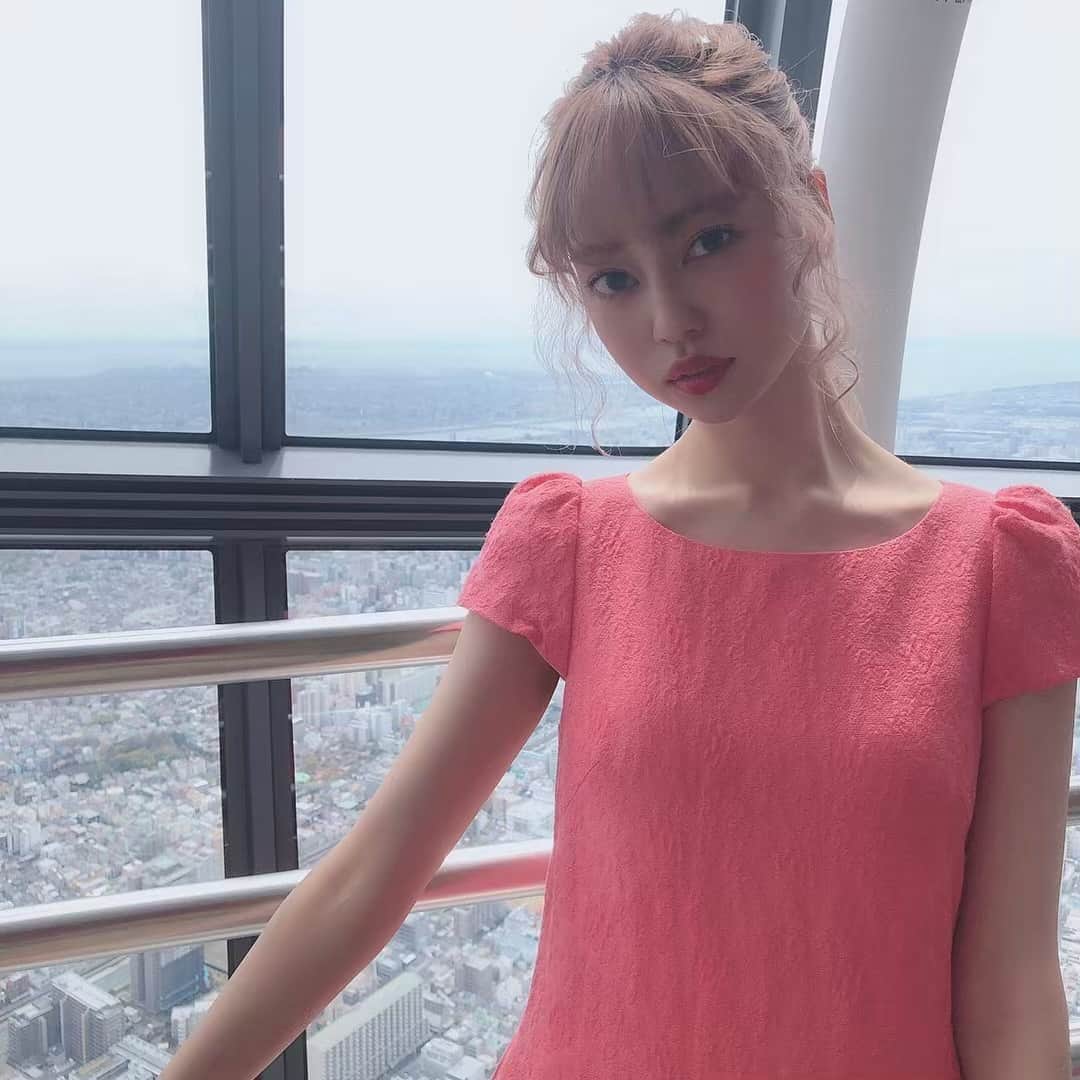 のインスタグラム：「‪.﻿ ﻿ bis meets TOKYO SKYTREE RUNWAY﻿‬﻿ ‪本日行われた東京スカイツリーでの﻿﻿ 中村里砂ちゃん﻿ スペシャルトークショーに﻿お越し頂き、﻿ たくさんの質問もありがとうございました❤︎﻿﻿ ﻿ 展望回廊から見る景色。とても綺麗でした！‬﻿ ﻿ ﻿ ‪#中村里砂‬ ‪#バービー #スカイツリー﻿ #bis_web #TOKYOSKYTREERUNWAY﻿」