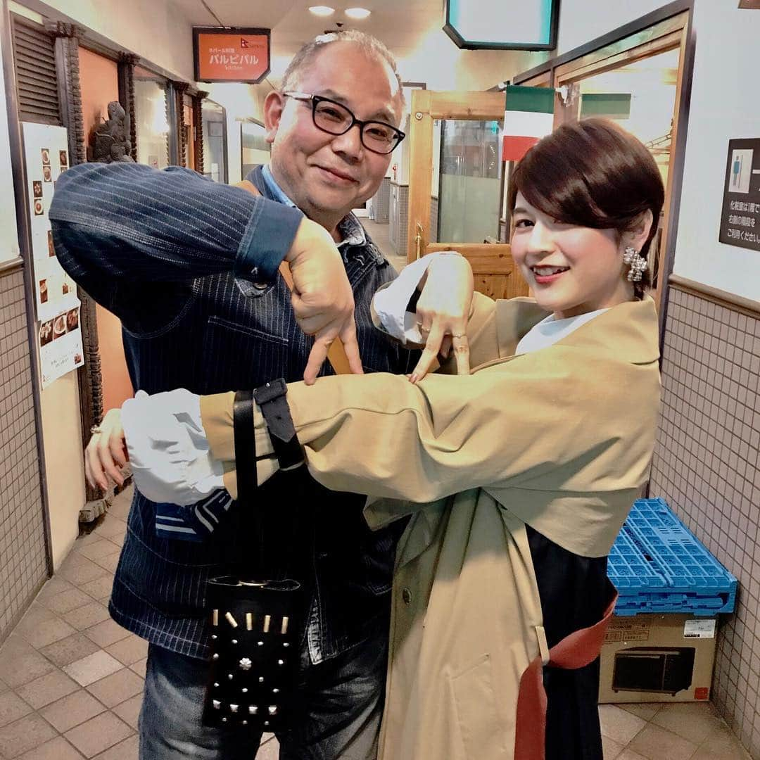 竹中夏海さんのインスタグラム写真 - (竹中夏海Instagram)「目黒シネマ 【東京へようこそ！】 『東京兄妹』（1995）市川準監督＋『東京上空いらっしゃいませ』（1990）相米慎二監督 ・ 両極の東京を映してるからセットで観れてよかったなぁ 犬童監督は数少ない振付師になる前からのマブ☺️☺️ ・ 東京タワーポーズ🗼🗼 を、するまでの苦難。 #ポーズ案」4月14日 19時40分 - tknkntm