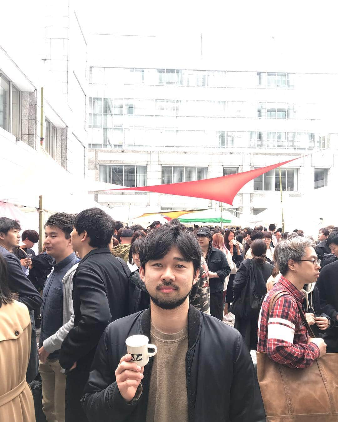 goodcoffeemeさんのインスタグラム写真 - (goodcoffeemeInstagram)「Day 2! Thank you for coming everyone! So many coffee lovers out there! @vja  #tokyocoffeefestival」4月14日 20時00分 - goodcoffeeme