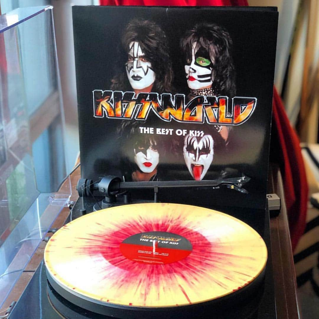 KISSさんのインスタグラム写真 - (KISSInstagram)「💥💥💥 #RecordStoreDay」4月14日 11時27分 - kissonline