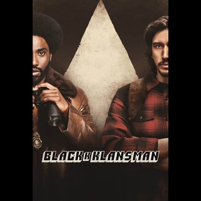 佐津川愛美さんのインスタグラム写真 - (佐津川愛美Instagram)「🎥 #blackkklansman #ブラッククランズマン . . 話題のこちら。楽しみにしてました。うん！楽しかった！と言っていいのかわからないけど、これが実話なのが凄いなぁ。 コンビってチームワークって、仕事ならではの絆で結ばれてる関係って、家族や友人とはまた違う次元の物凄い親密な関係よね。 仕事が生活の中心になる事が多い日本。やっぱりそこにやりがいとか楽しさとか信念とか見つけられたら、人生はより豊かになりそう。 でも、そこがなくても生きてはいけるし。 差別がキーワードになっている作品ですが、自分の人生で何を主にしていくか、何故かそんな事を考えさせられました。」4月14日 11時49分 - aimi_satsukawa