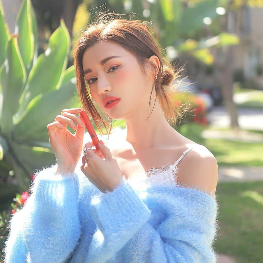 3CE Official Instagramさんのインスタグラム写真 - (3CE Official InstagramInstagram)「싱그러운 피치 코랄 컬러로 입술에 생기 가득💄 3CE SLIM VELVET LIP COLOR #COTTONUP #3ce #3ceslimvelvetlipcolor」4月14日 12時34分 - 3ce_official