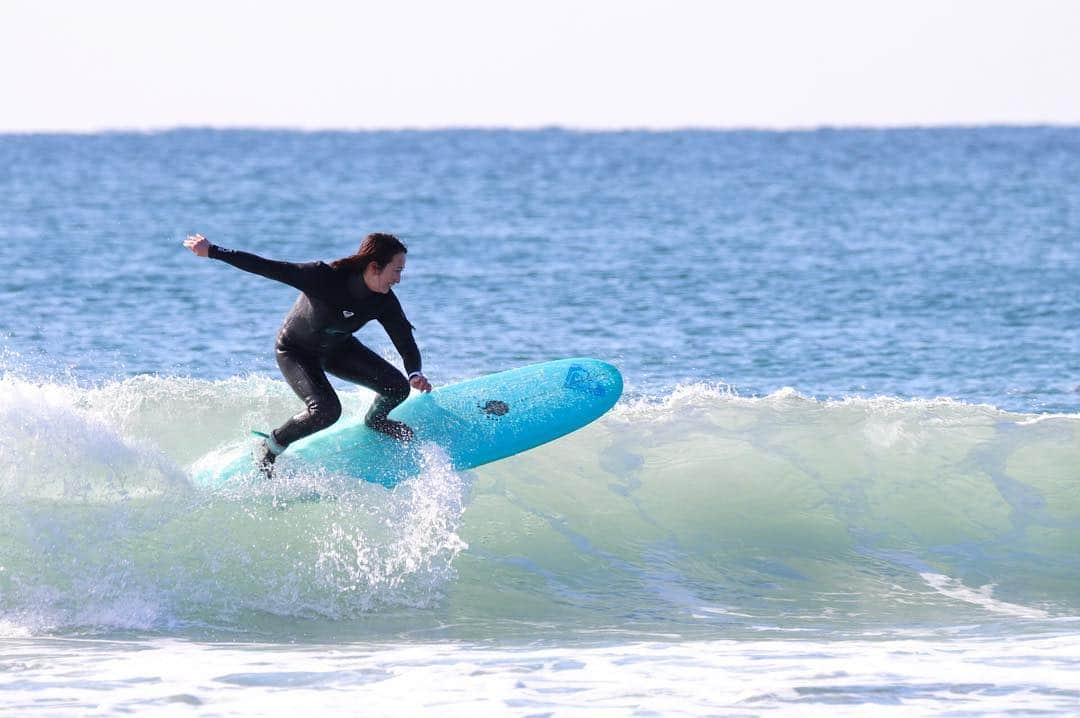 金子藍さんのインスタグラム写真 - (金子藍Instagram)「ファンボード AiLa Surfboards🏄‍♀️ . @roxysurfclub  @ailamarket . 📷 @photo_epg .  #roxy #roxyjapan #roxysurfclub #ailamarket #surf #roxywetsuit #サーフィン #サーフィン女子 #サーファーガール #ロキシー #ミッドレングス #ファンボード #ティファニーブルー #伊良湖 #海 #豊橋 #クラストコ」4月14日 14時07分 - aikaneko_surf