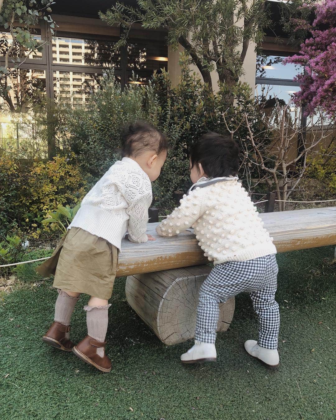 目見田早弥子のインスタグラム：「| baby girls 梨沙子ちゃんの娘ちゃんとうちの𖦊ັ ほんとに可愛くていつもメロメロ💛」