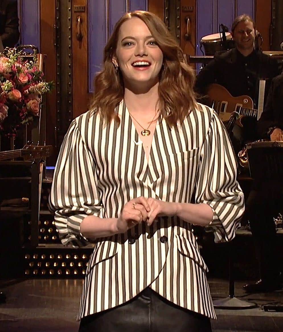 Just Jaredさんのインスタグラム写真 - (Just JaredInstagram)「What did you think of Emma Stone’s episode of @nbcsnl?! Comment with your favorite sketch! #EmmaStone #SNL #SaturdayNightLive Photo: NBC」4月14日 15時27分 - justjared