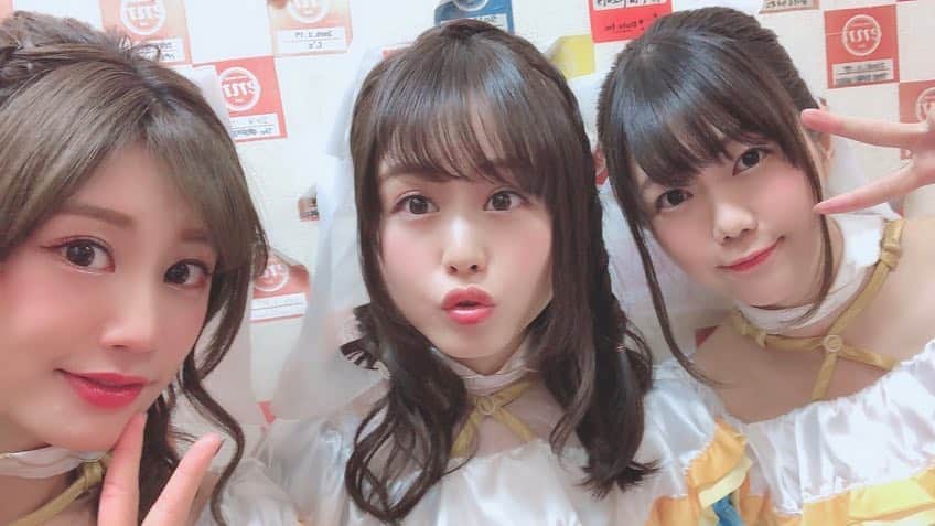 日岡なつみのインスタグラム：「😇💞💞💞」