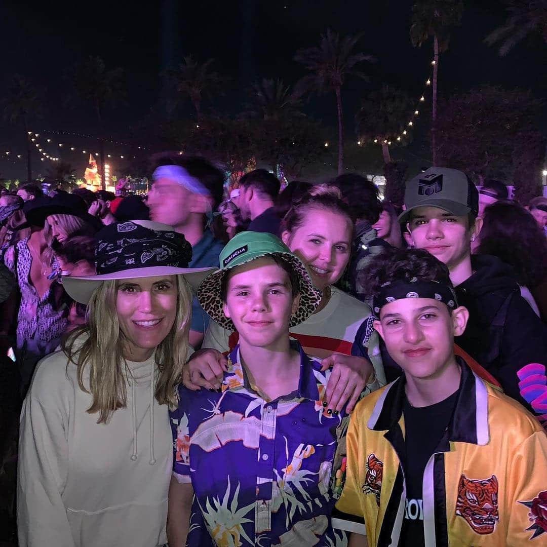 クルース・デイヴィッド・ベッカムさんのインスタグラム写真 - (クルース・デイヴィッド・ベッカムInstagram)「So much fun at @coachella 2K19 🔥❤️」4月14日 16時38分 - cruzbeckham