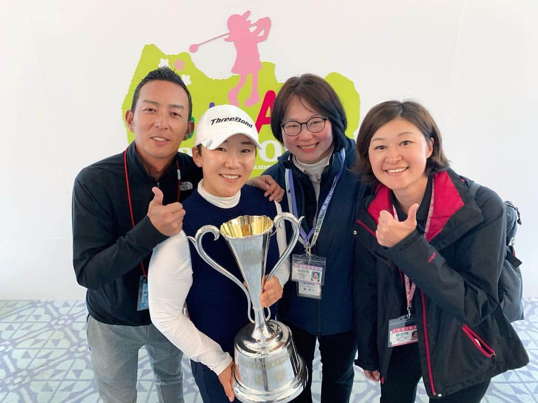 シン・ジエさんのインスタグラム写真 - (シン・ジエInstagram)「고맙습니다.🏆⛳️🏌️‍♀️🥇」4月14日 16時46分 - jiyai_shin