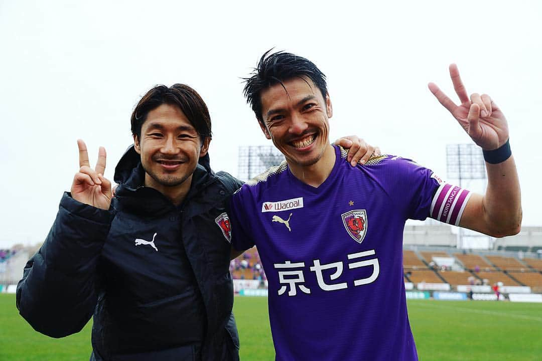 京都サンガF.C.さんのインスタグラム写真 - (京都サンガF.C.Instagram)「. 【第9節vs金沢】 今日のヒーロー✨ Wジュン✌️ #金久保順 #安藤淳 #sanga #京都サンガ #闘紫 #TEAM京都」4月14日 16時50分 - kyotosanga_official