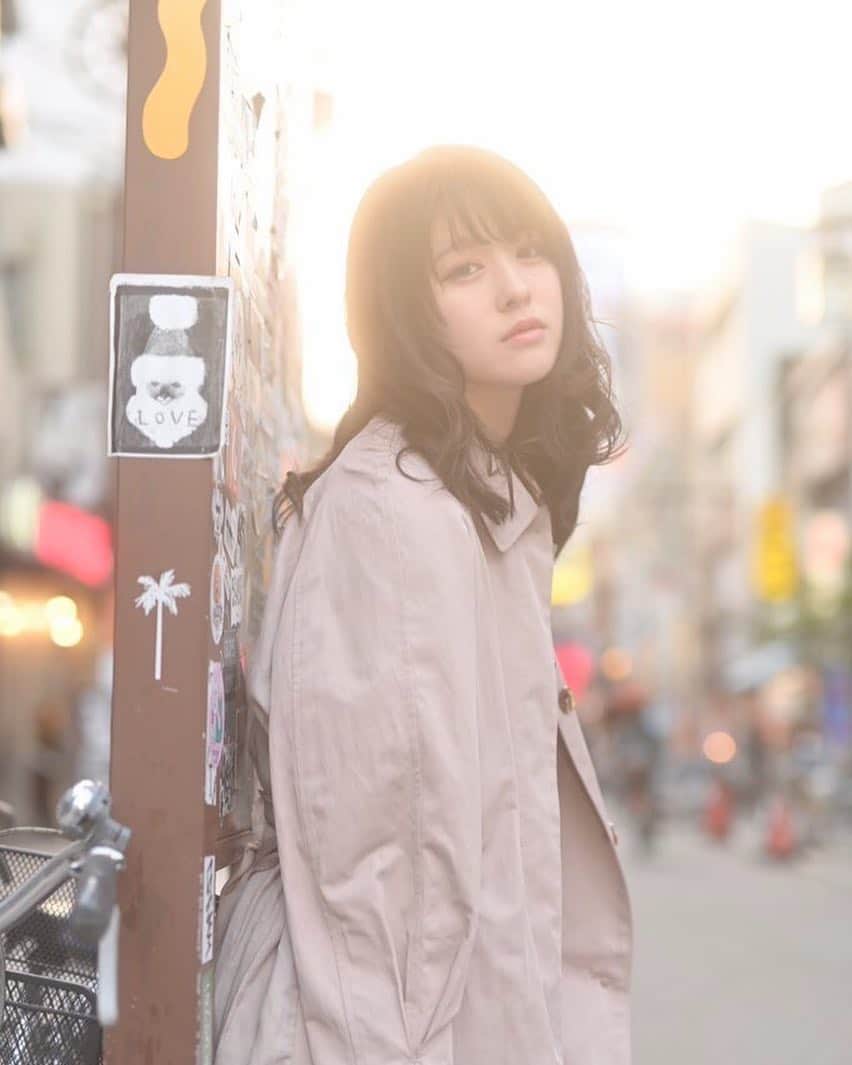 のインスタグラム：「ぽくない浅草⛩ ・ ・ #ポートレート#ポトレ#被写体#一眼#撮影#サロモ#サロンモデル#ファインダー越しの私の世界#like#likeforlikes#l4l#f4f#l」