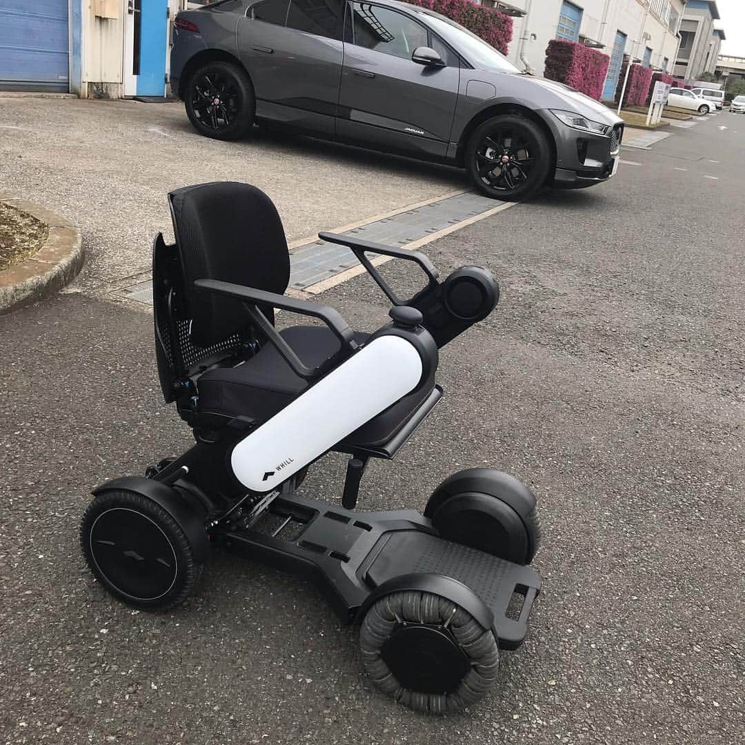 為末大のインスタグラム：「WhillとI-PACE」