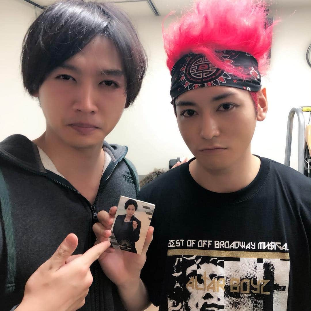 川原一馬さんのインスタグラム写真 - (川原一馬Instagram)「ALTARBOYZ2019ありがとうございました。 お手紙、プレゼント、サイリウム、声援、いつもありがとうね。 みんなが居てくれるから俺がいるし、 ALTARBOYZをずっと応援してくれたみんなに感謝。 本当にありがとうございました。  ひろきの写真集からカレンダーからトレカまで。 俺はひろきファンか！笑」4月14日 17時18分 - kazuma_kawahara