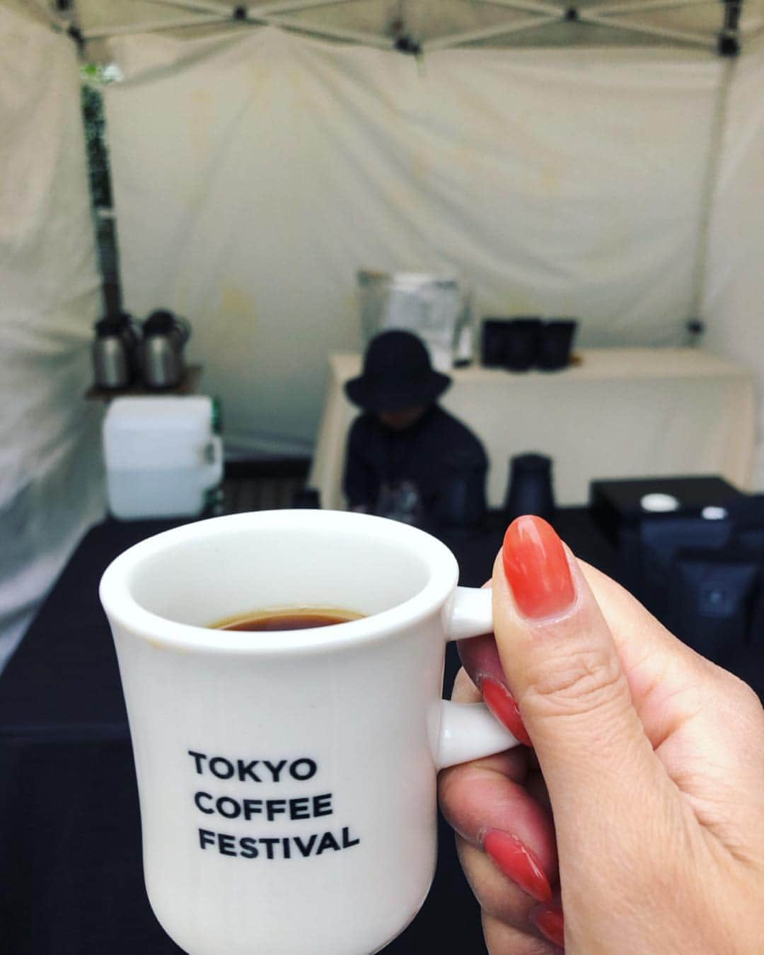 廣瀬規子さんのインスタグラム写真 - (廣瀬規子Instagram)「@tokyocoffeefestival へ☕️✨ * @horizon_labo の響くんの所へ😊 * 美味しいんだぁ！！🙈💓 * #horizonlabo #ホライズンラボ #岩野響 くん #tokyocoffeefestival  #コーヒー #コーヒー好き #珈琲 #coffeehoric  #coffeelover #ネルドリップ #美味しい #やばめ #響くんさすが #のりことコーヒー」4月14日 17時52分 - noriko_style