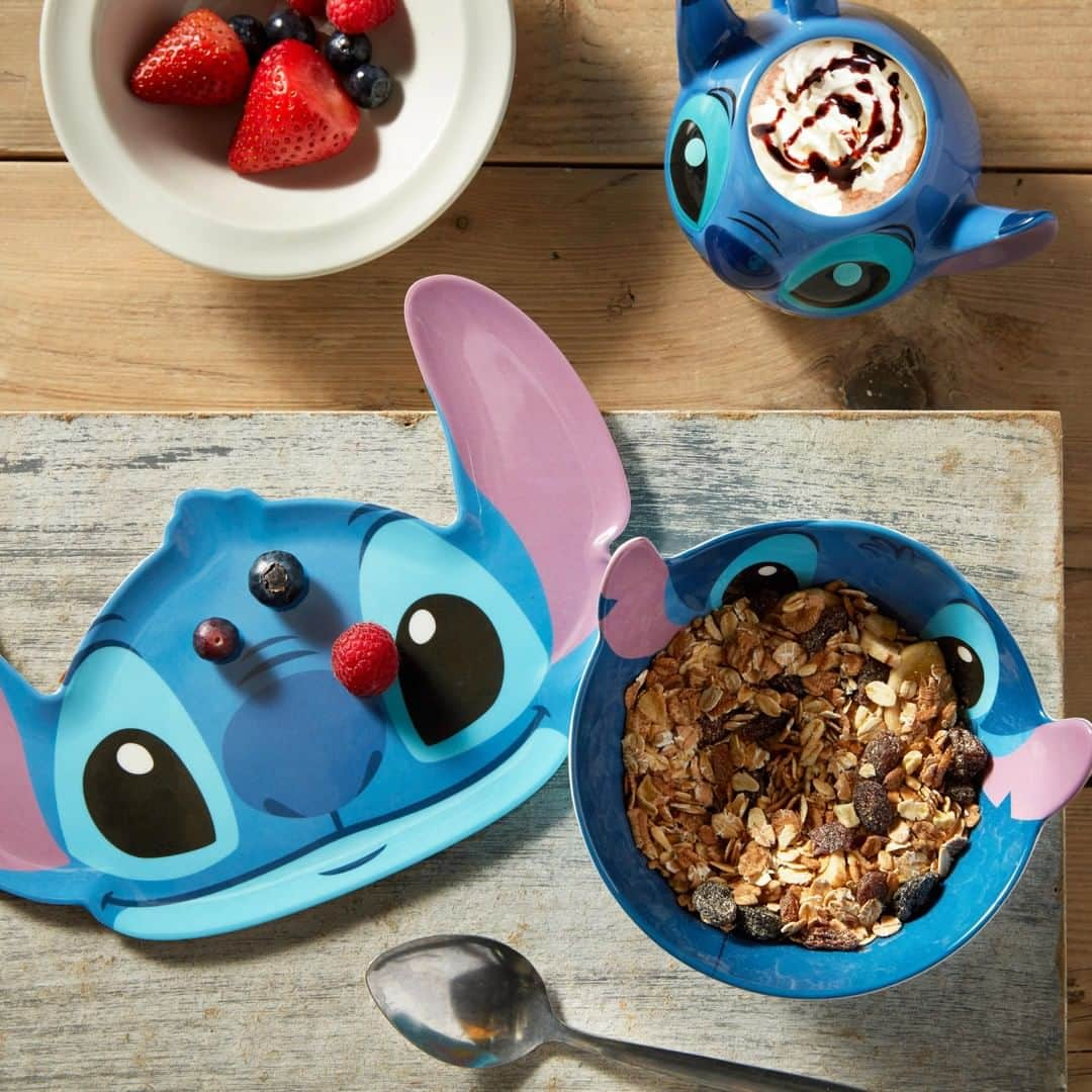 プリマークさんのインスタグラム写真 - (プリマークInstagram)「A blue rascal has joined us for breakfast 💙 Dinner Set £6/€7, Mug £6/€7 (Available in: 🇬🇧🇩🇪🇳🇱🇦🇹🇧🇪🇮🇪🇫🇷🇮🇹🇪🇸🇵🇹) #Primark #PrimarkHome #PrimarkXDisney #Stitch」4月14日 18時00分 - primark