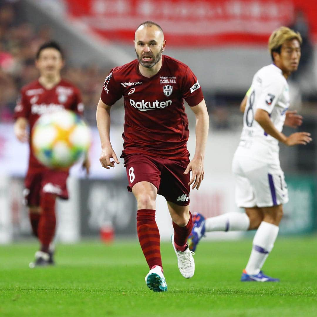 ヴィッセル神戸さんのインスタグラム写真 - (ヴィッセル神戸Instagram)「FULLTIME  VISSEL KOBE 2-4 SANFRECCE HIROSHIMA . #Vissel #visselkobe #ヴィッセル神戸 #WeAreKobe #一致団結 #神戸vs広島 #jleague #jリーグ」4月14日 18時34分 - visselkobe