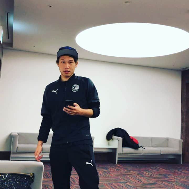 伊佐耕平のインスタグラム：「トリニータ強ない??」