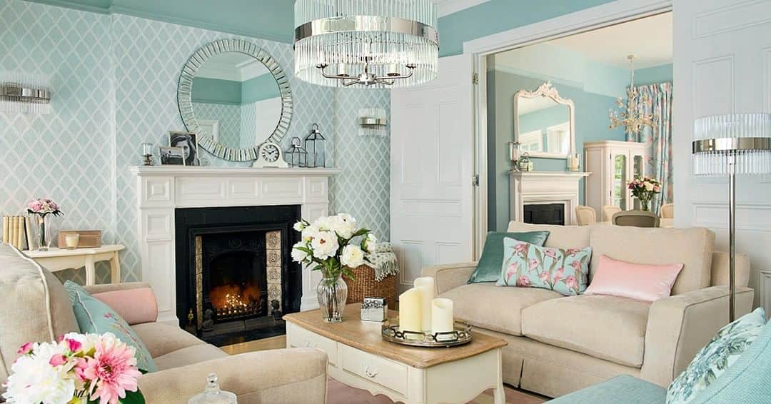 ローラアシュレイのインスタグラム：「Introducing pastel colours into your interiors can help create a soft, fresh and calming space」