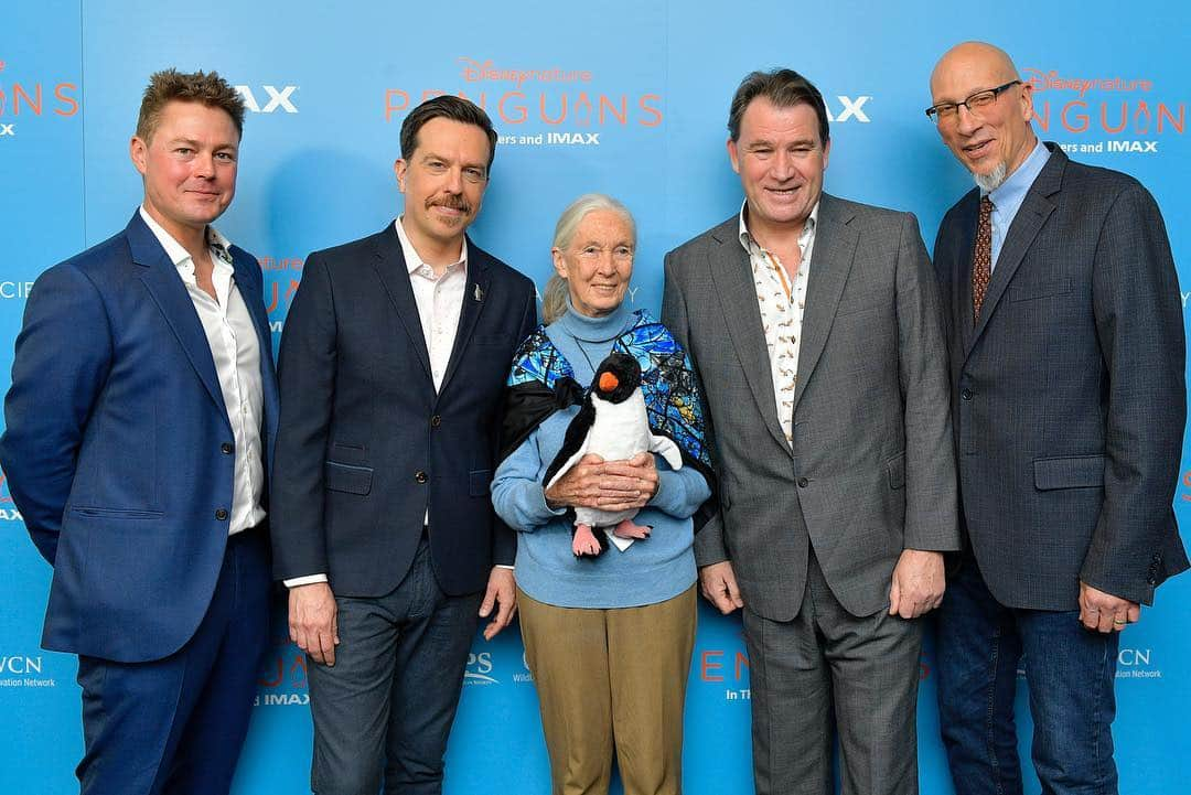 Walt Disney Studiosさんのインスタグラム写真 - (Walt Disney StudiosInstagram)「Check out photos from the premiere of #DisneynaturePenguins! 🐧 See the film in theatres this Wednesday.」4月15日 5時13分 - disneystudios