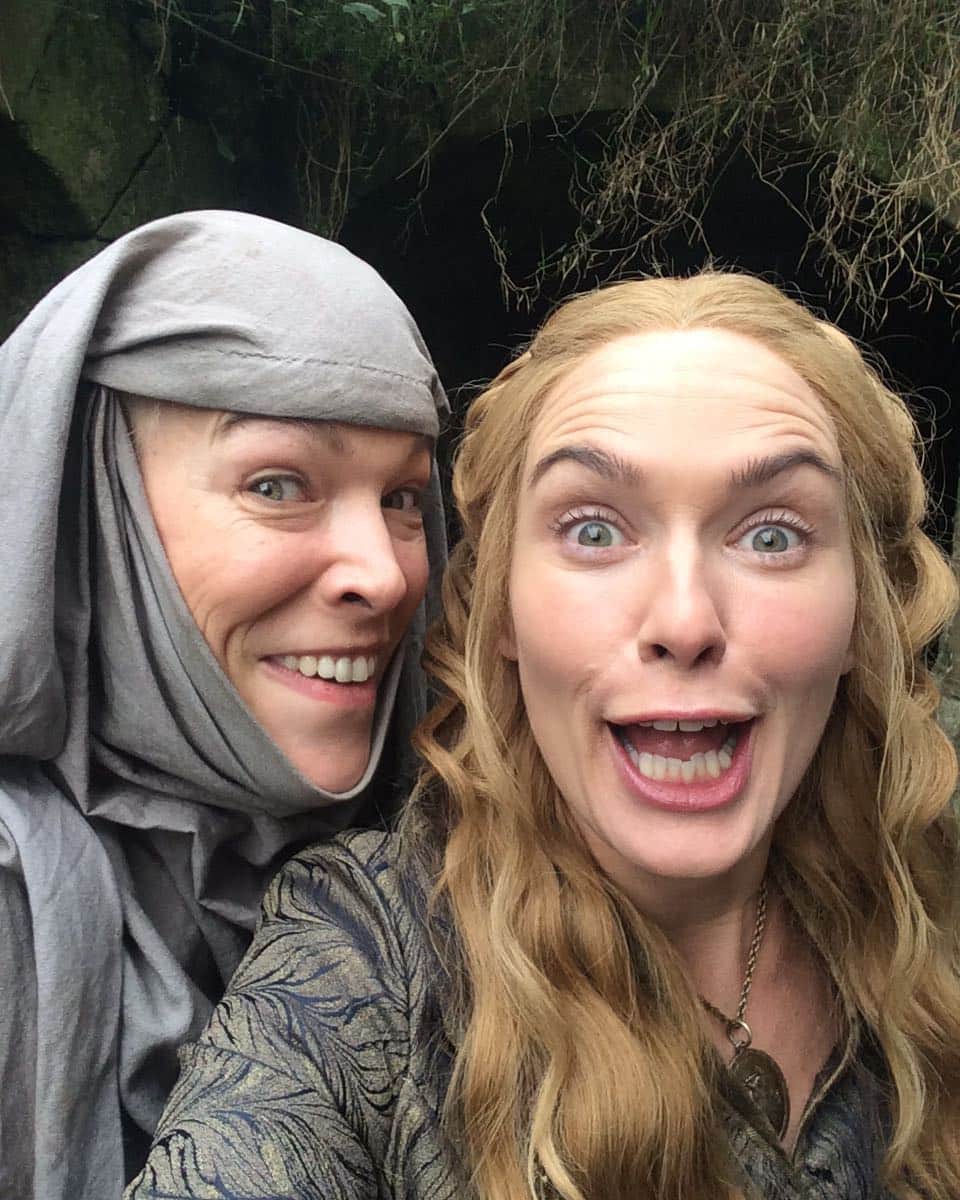 レナ・ヘディのインスタグラム：「ITS .. it’s happening .. FLASH BACK SUNDAY full disclosure .. I LOVE Septa U .. she’s aces. Can’t believe this is it. May you enjoy so hard the final season of the show that carried us all for a decade 🤗🤗🤗🤗⭐️💪🧡🧡🧡🧡」