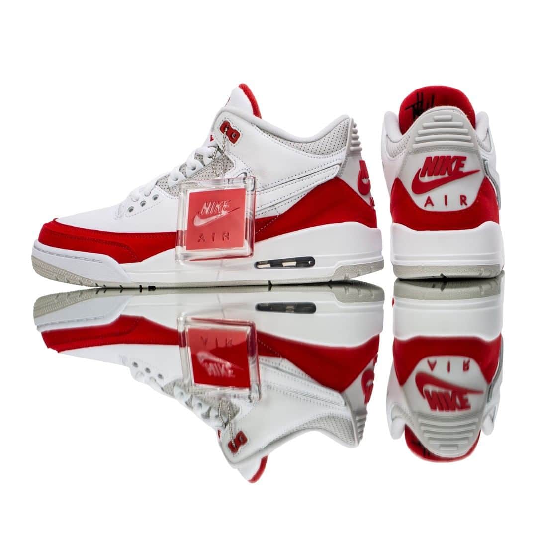 Flight Clubさんのインスタグラム写真 - (Flight ClubInstagram)「Two of Tinker's most established creations collide with the Air Jordan 3 Tinker "Air Max 1", featuring signature accents both models.」4月15日 5時30分 - flightclub