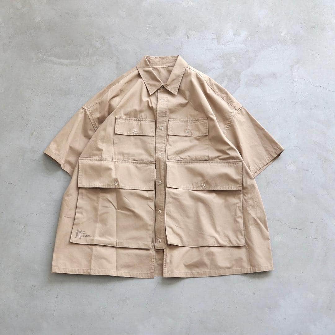 wonder_mountain_irieさんのインスタグラム写真 - (wonder_mountain_irieInstagram)「_ FreshService / フレッシュサービス FreshService(フレッシュサービス) "Five Pocket Shirt" ￥23,760- _ 〈online store / @digital_mountain〉 http://www.digital-mountain.net/shopdetail/000000009541/ _ 【オンラインストア#DigitalMountain へのご注文】 *24時間受付 *15時までのご注文で即日発送 *1万円以上ご購入で送料無料 tel：084-973-8204 _ We can send your order overseas. Accepted payment method is by PayPal or credit card only. (AMEX is not accepted)  Ordering procedure details can be found here. >>http://www.digital-mountain.net/html/page56.html _ 本店：#WonderMountain  blog>> http://wm.digital-mountain.info/blog/20190414/ _ #FreshService #フレッシュサービス _ 〒720-0044  広島県福山市笠岡町4-18  JR 「#福山駅」より徒歩10分 (12:00 - 19:00 水曜定休) #ワンダーマウンテン #japan #hiroshima #福山 #福山市 #尾道 #倉敷 #鞆の浦 近く _ 系列店：@hacbywondermountain _」4月14日 20時32分 - wonder_mountain_