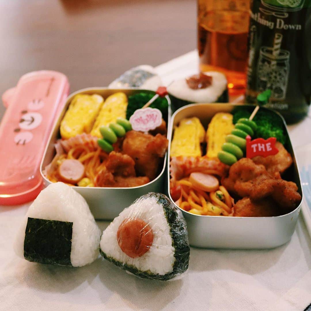 ゆかり/yukariのインスタグラム：「弁当 あと1日になりました。 * * * #おうちごはん #うちごはん #昼ごはん #おひるごはん #ランチ #料理 #手料理 #お弁当 #弁当 #自炊 #家庭料理 #料理好きな人と繋がりたい #暮らし #テーブルコーディネート #おうちごはんLover #food #japanesefood #foodpic #lunchbox #bento #和食 #今日のお弁当 #ていねいな暮らし」