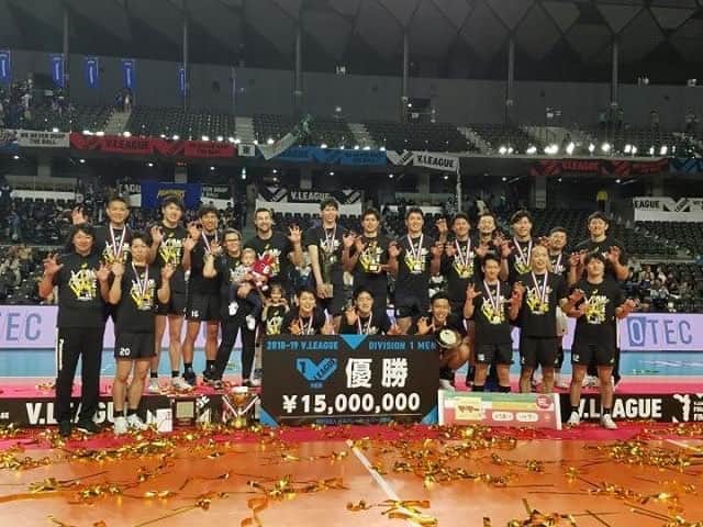 伊賀亮平のインスタグラム：「優勝しました🏅本当にたくさんの応援ありがとうございました😊 #わっしょい」