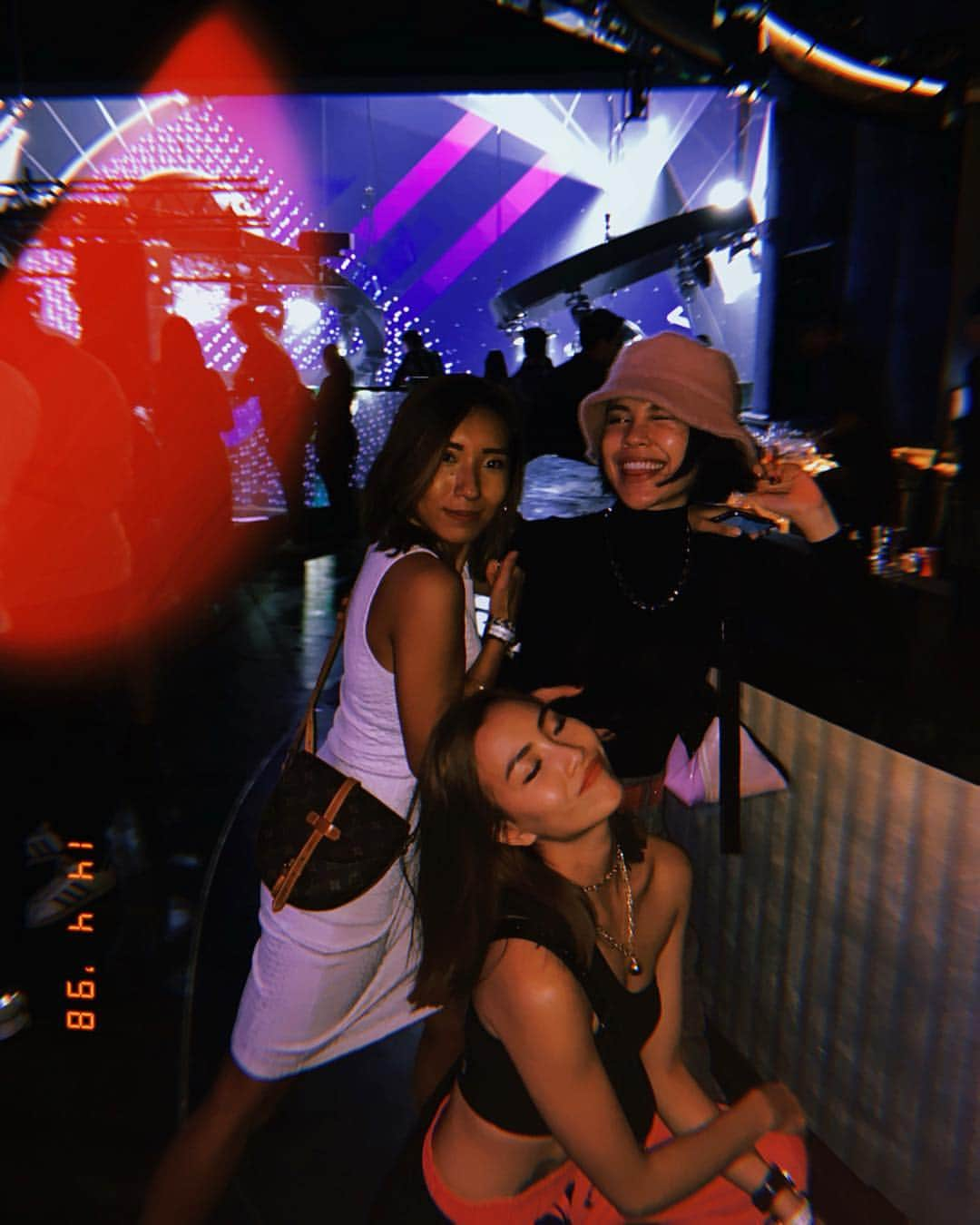 ソニアさんのインスタグラム写真 - (ソニアInstagram)「Had one of the most insane and incredible weekends with @marqueesingapore 💯🔥😱 I have the craziest friends - LOVE YALL SO MUCH MY HEART IS BURSTING! . I’m immensely proud of @studio155sg for handling this opening weekend like absolute pros - @so_fieeee @redseo @saihoo and @ggggermainelim, y’all killed it 🖤  Outfit: @surrenderstore Jewelry: @tiffanyandco Big love to @violetfoocraze and your team!  #marqueesingapore #palmangels」4月14日 21時26分 - soniachew