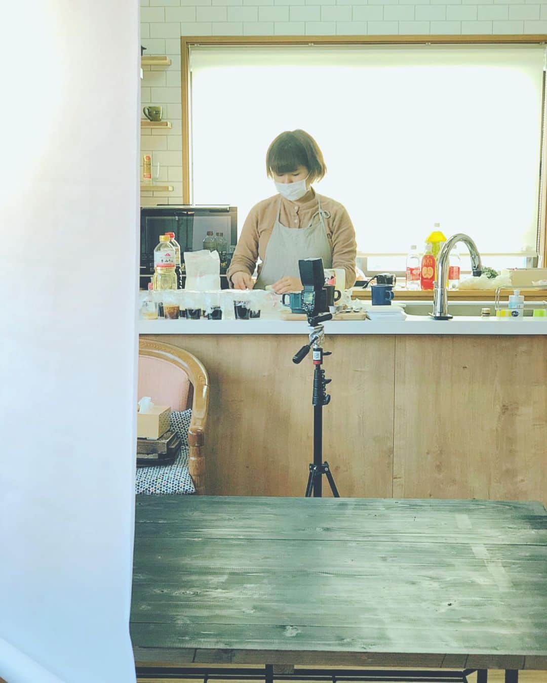 Mizuki【料理ブロガー・簡単レシピ】さんのインスタグラム写真 - (Mizuki【料理ブロガー・簡単レシピ】Instagram)「・ 【#ブログ更新しました ♩】 こんばんはー(*^^*) 週末はバタバタしていて 酸欠になっていました(笑) と、そんな時 最愛のアシスタントあゆかちゃんが 早めのお誕生日プレゼントを届けてくれて(涙) おかげで元気100倍です(*^^*) ・ ・  #ブログ更新しました ・ ・  ブログ(レシピ)はホームのリンクよりご覧下さい↓ @mizuki_31cafe 【Mizuki公式ラインブログ】 https://lineblog.me/mizuki_official/ ・ ・  #Mizuki#奇跡のキッチン#簡単#時短#節約#料理#レシピ#フーディーテーブル#ブログ#LINEブログ#おうちごはん#おうちカフェ#デリスタグラマー#マカロニメイト#器#サンキュインスタ部#料理好きな人と繋がりたい#料理ブロガー#おうちごはんlover #foodpic#food#follow#cooking#recipe#lin_stagrammer」4月14日 21時28分 - mizuki_31cafe