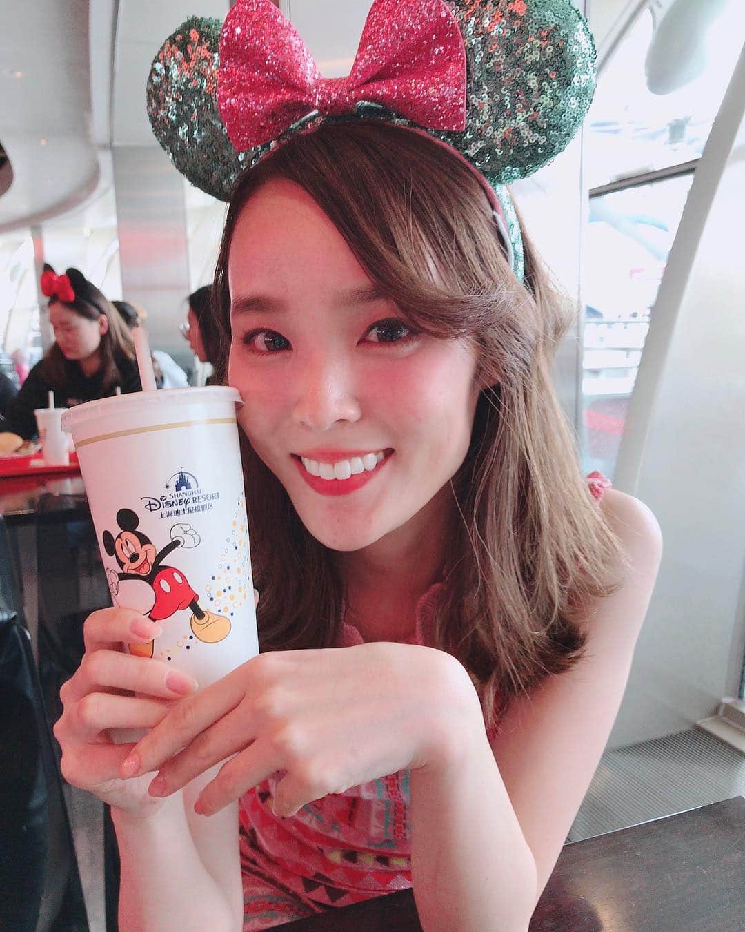 磯田 ひかる(Hikaru Isoda) さんのインスタグラム写真 - (磯田 ひかる(Hikaru Isoda) Instagram)「Shanghai Disneyland Park❤️」4月14日 22時20分 - picaruuu