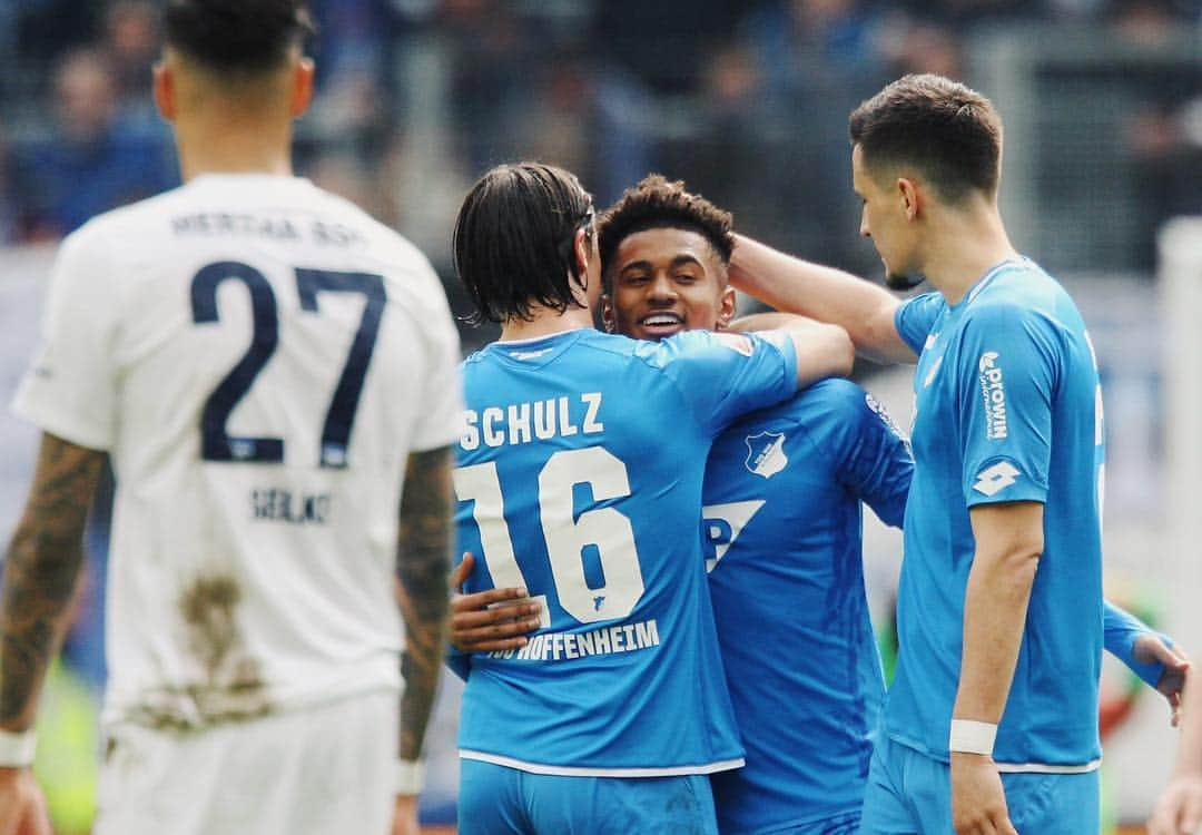 TSG1899ホッフェンハイムさんのインスタグラム写真 - (TSG1899ホッフェンハイムInstagram)「2️⃣:0️⃣❗️ ✔️ Hausaufgaben gemacht! ✔️ Heimsieg! ✔️ 3 Punkte! ✔️ Die Aufholjagd geht weiter!」4月14日 22時23分 - tsghoffenheim