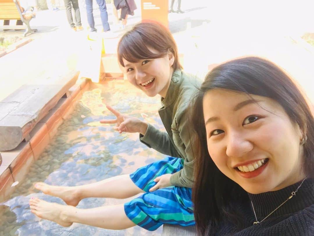 桜帆ゆかりさんのインスタグラム写真 - (桜帆ゆかりInstagram)「別府温泉と由布院めぐり🥰❤️大分の方、皆さん優しかったなぁ😌✨ . . . 安定のまえちゃんとの旅行は楽しすぎて💕 食べて寝て笑って食べてドライブして、お花見も出来て大満足🙆‍♀️🙆‍♀️🙆‍♀️ . . . 次はもっとあったかいところかなぁー笑笑 ♨️ ♨️ ♨️ #安定のまえちゃん  と #大分旅行  #別府温泉  #由布院  #いつものゆるーい感じで  #食べすぎる旅  #桜が咲いてて  #お花もたくさん  #親切にして頂いて  #ありがとうございます🙏  #国内旅行  #日本ちょっとずつ旅行したい」4月14日 22時35分 - chahoroo93