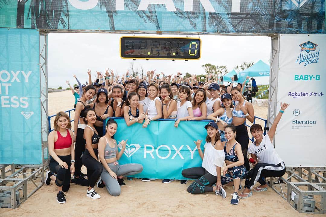 ROXY JAPANさんのインスタグラム写真 - (ROXY JAPANInstagram)「Running!!!!! #roxyfitness 本日のRunSupYoga沖縄の様子をポストしていきます！」4月14日 23時12分 - roxyjapan