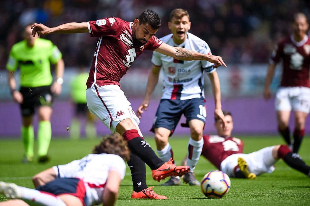 トマス・リンコンさんのインスタグラム写真 - (トマス・リンコンInstagram)「Full-time Toro vs Cagliari 1-1 Dispiacere e rabbia per questa mancanza di risultato oggi. Chiediamo solo un po’ più di rispetto in certi episodi che vanno gestiti con gli stessi parametri di valutazioni per tutti. Comunque pensiamo a noi e a continuare a pedalare tutto insieme 💪🏼 Forza Toro」4月14日 23時56分 - tomasrincon8