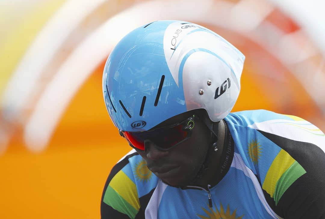 オリンピックチャンネルさんのインスタグラム写真 - (オリンピックチャンネルInstagram)「Joseph Areruya became the first Rwandan cyclist to compete at the Paris-Roubaix, also known as 'The Hell of the North.' He is also the first black African rider to participate in the race. 🇷🇼」4月15日 0時58分 - olympicchannel_x