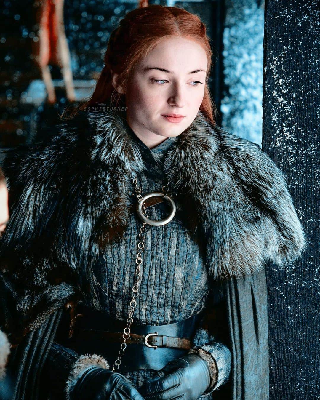 ソフィー・ターナーさんのインスタグラム写真 - (ソフィー・ターナーInstagram)「Today is the last Game of Thrones season premiere EVER. 😭 And one of the last days we get to see Sophie play Sansa. Get your tissues READY!」4月15日 1時02分 - sophieturner