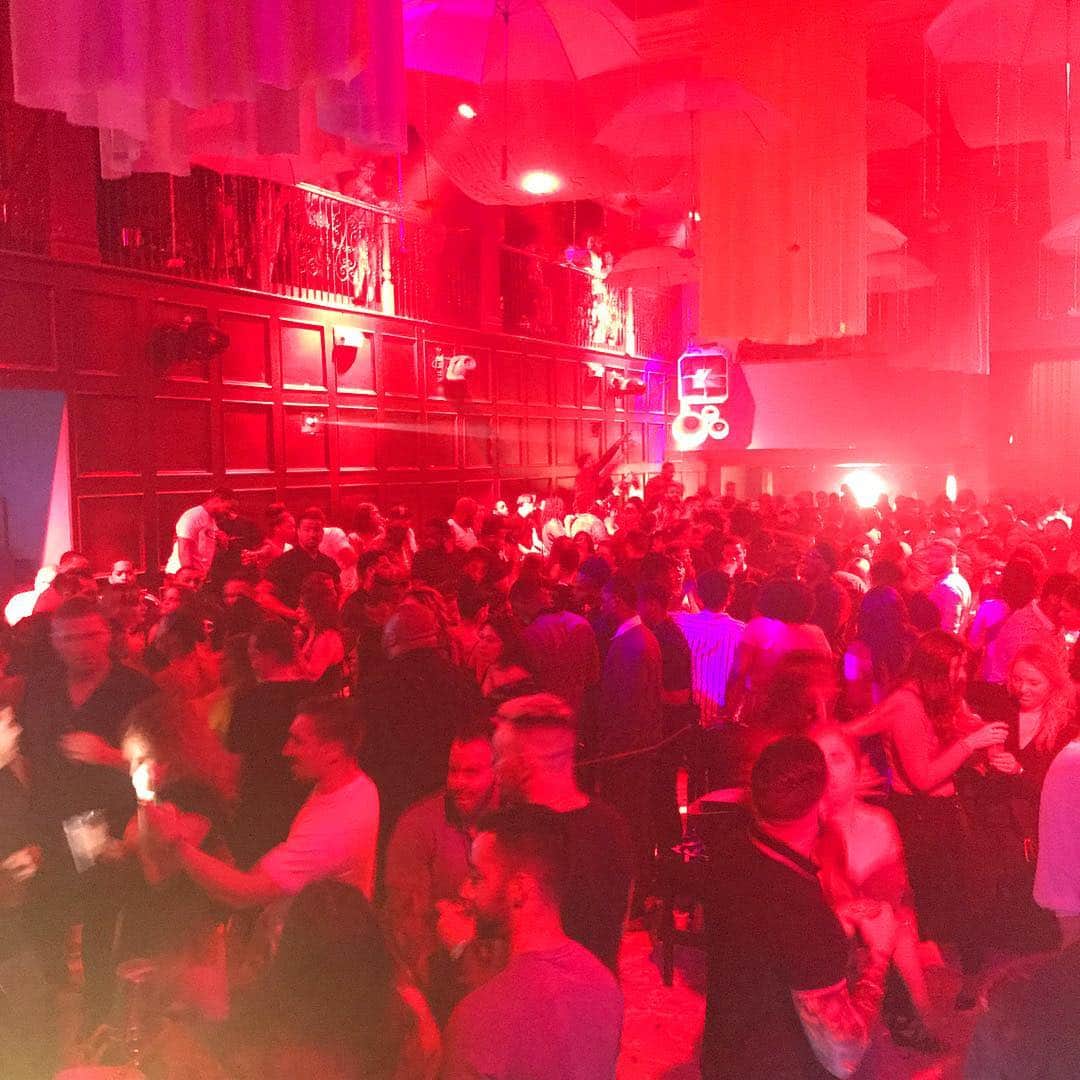 ファンクマスター・フレックスのインスタグラム：「FunkFlex on the set! Mister East is always a fun place to dj! Jersey stand up! @litdigitaldjs moving out here heavy!!!」