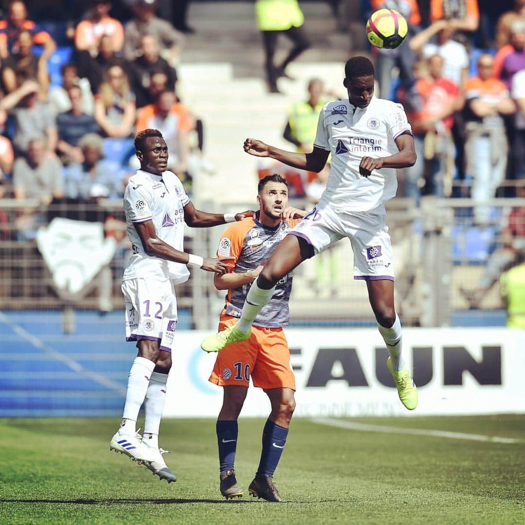 リーグ・アンさんのインスタグラム写真 - (リーグ・アンInstagram)「✅ Victoire du #MHSC dans le Derby de l'Occitanie ⚽️ 61e but du "Supersub" #Camara 👟 2 passes dé. d'#Aguilar 📈 La Paillade remonte à la 6e place 🆚 #MHSCTFC (2-1) • • #Ligue1Conforama #MontpellierHSC #SouleymaneCamara #RubenAguilar #ToulouseFC #TFC #StadedelaMosson #LaMosson」4月15日 1時30分 - ligue1ubereats