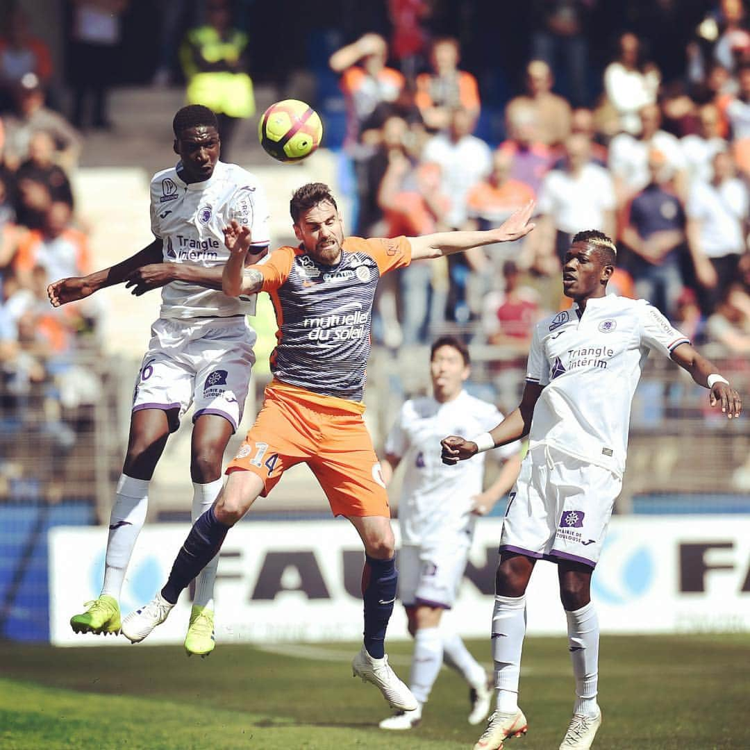 リーグ・アンさんのインスタグラム写真 - (リーグ・アンInstagram)「✅ Victoire du #MHSC dans le Derby de l'Occitanie ⚽️ 61e but du "Supersub" #Camara 👟 2 passes dé. d'#Aguilar 📈 La Paillade remonte à la 6e place 🆚 #MHSCTFC (2-1) • • #Ligue1Conforama #MontpellierHSC #SouleymaneCamara #RubenAguilar #ToulouseFC #TFC #StadedelaMosson #LaMosson」4月15日 1時30分 - ligue1ubereats