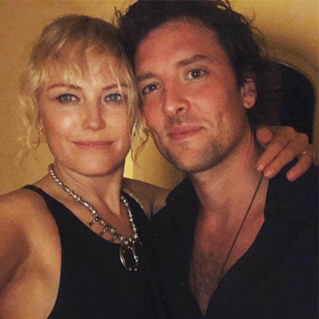 マリン・アッカーマンさんのインスタグラム写真 - (マリン・アッカーマンInstagram)「In paradise...w my main squeeze 💚 for @staerkandchristensen launch. Puerto Rico, I love you.」4月15日 3時13分 - malinakerman