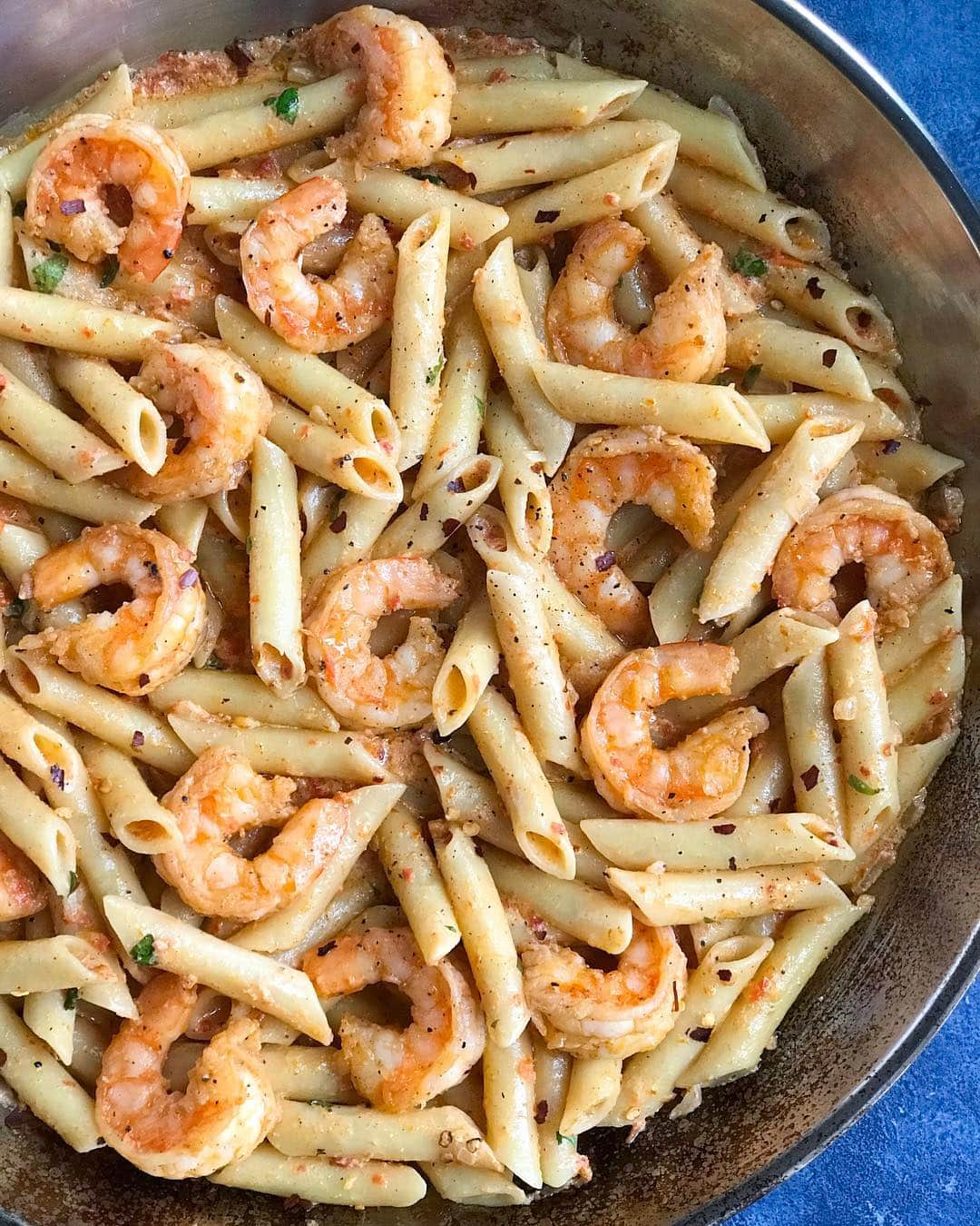 Easy Recipesさんのインスタグラム写真 - (Easy RecipesInstagram)「Happy Sunday Everyone! Who’s ready for a new pasta recipe? Just posted this Creamy Shrimp Penne Pasta with Red Pepper Sauce recipe on my blog! Full recipe link in my bio: . https://www.cookinwithmima.com/creamy-shrimp-penne-pasta-with-red-pepper-sauce/  #thekitchn #food52 #feedfeed #wholefoods #allrecipes #buzzfeedtasty #yahoofood #tohfoodie #tasteofhome #tastingtable #realsimple #eatingwell #cookinglight #bonappetit #huffposttaste #buzzfeedfood #marthafood #TODAYfood #FOODWINEWOMEN #onthetable #recipes #foodporn #food #foodie #pasta #shrimp」4月15日 4時05分 - cookinwithmima