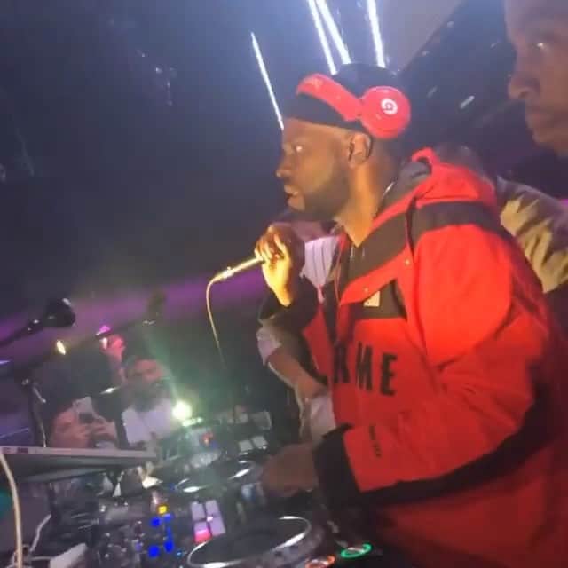 ファンクマスター・フレックスのインスタグラム：「FunkFlex on the set! I always have a great time at Laboom! 2,000 strong! Amazing Saturday nite party! @litdigitaldjs we rolling!!!! DjEnuff, Yonny and Manny Mills!」