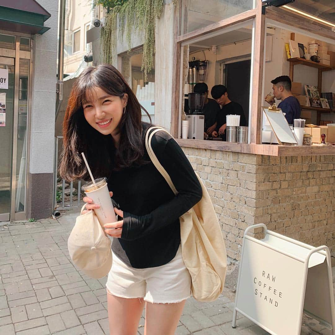 カン・ヘヨンさんのインスタグラム写真 - (カン・ヘヨンInstagram)「이번주도 즐겁게 바쁘게💕🤗」4月15日 13時26分 - mangdoo_noona