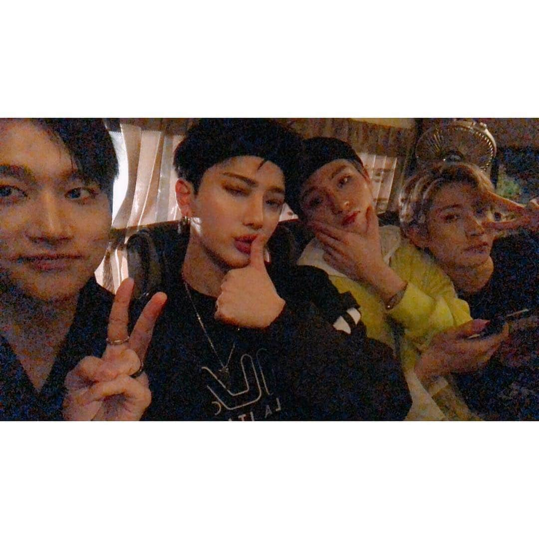 IN2ITさんのインスタグラム写真 - (IN2ITInstagram)「헬로~~ 인투유~~ 😃😃 한 주의 시작! 월요일!! 다들 화이팅~~~! ❤️❤️❤️ 밥 거르지 말고요~~~! ㅤㅤ #인투잇 #IN2IT #인투유 #IN2U #연태 #인호 #인표 #아이젝 #yeontae #inho #inpyo #isaac #ヨンテ  #굿모닝 #맛점 #Goodmorning  #India #Mumbai #IN2ITInIndia #IN2ITInMumbai #IN2ITxION  #NewDelhi #let’sgo #आई लव यू  #사랑해요 #बाद में मिलते हैं। #이따봐요」4月15日 14時09分 - official_in2it