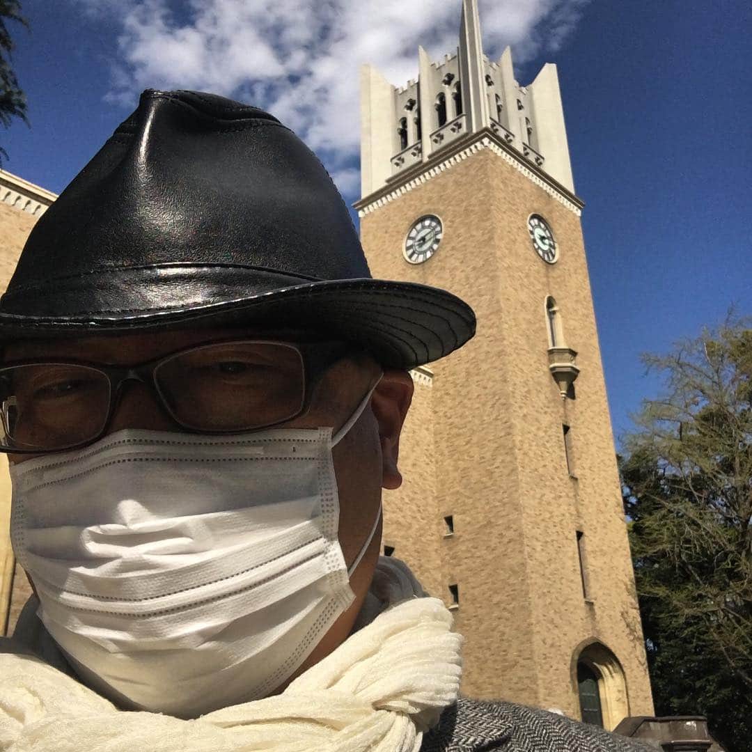 森田繁のインスタグラム：「ひさしぶりに母校の前へ。別に学部に用があるわけではない。」