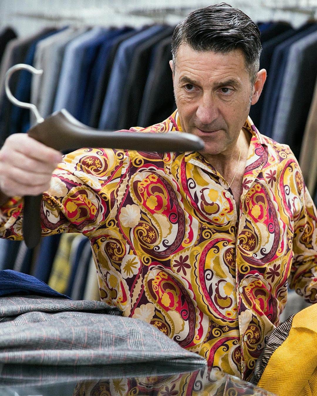 のインスタグラム：「#beamsf #brillaperilgusto #bagutta_shirts #carusomenswear #ernesto_parma」