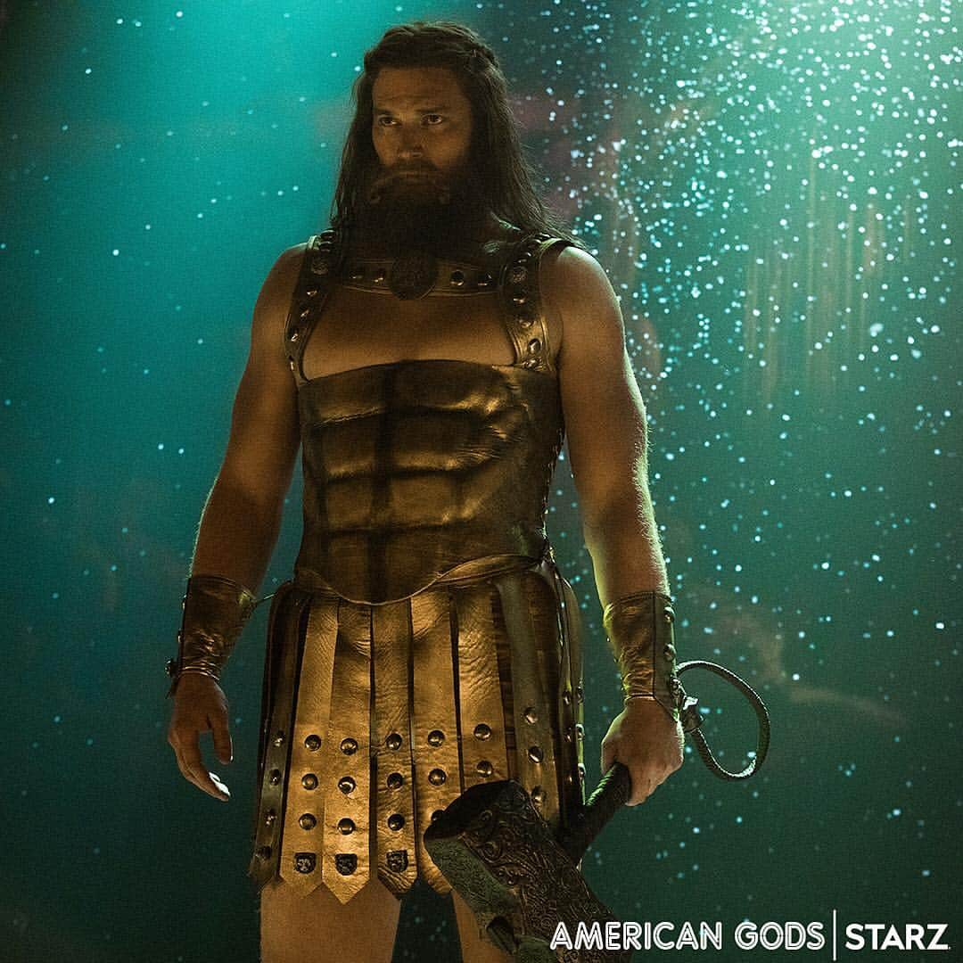 デレック・テラーさんのインスタグラム写真 - (デレック・テラーInstagram)「I can’t say enough about my experience on American Gods. I’ve been a fan since the beginning and was lucky to be a part of this amazing production. From the producers, to the cast, to the crew. Everyone cares about their job just as much as they care about each other, and it shows. Thank you, and watch Donar’s story tonight! #americangods #oldgods」4月15日 6時33分 - derektheler