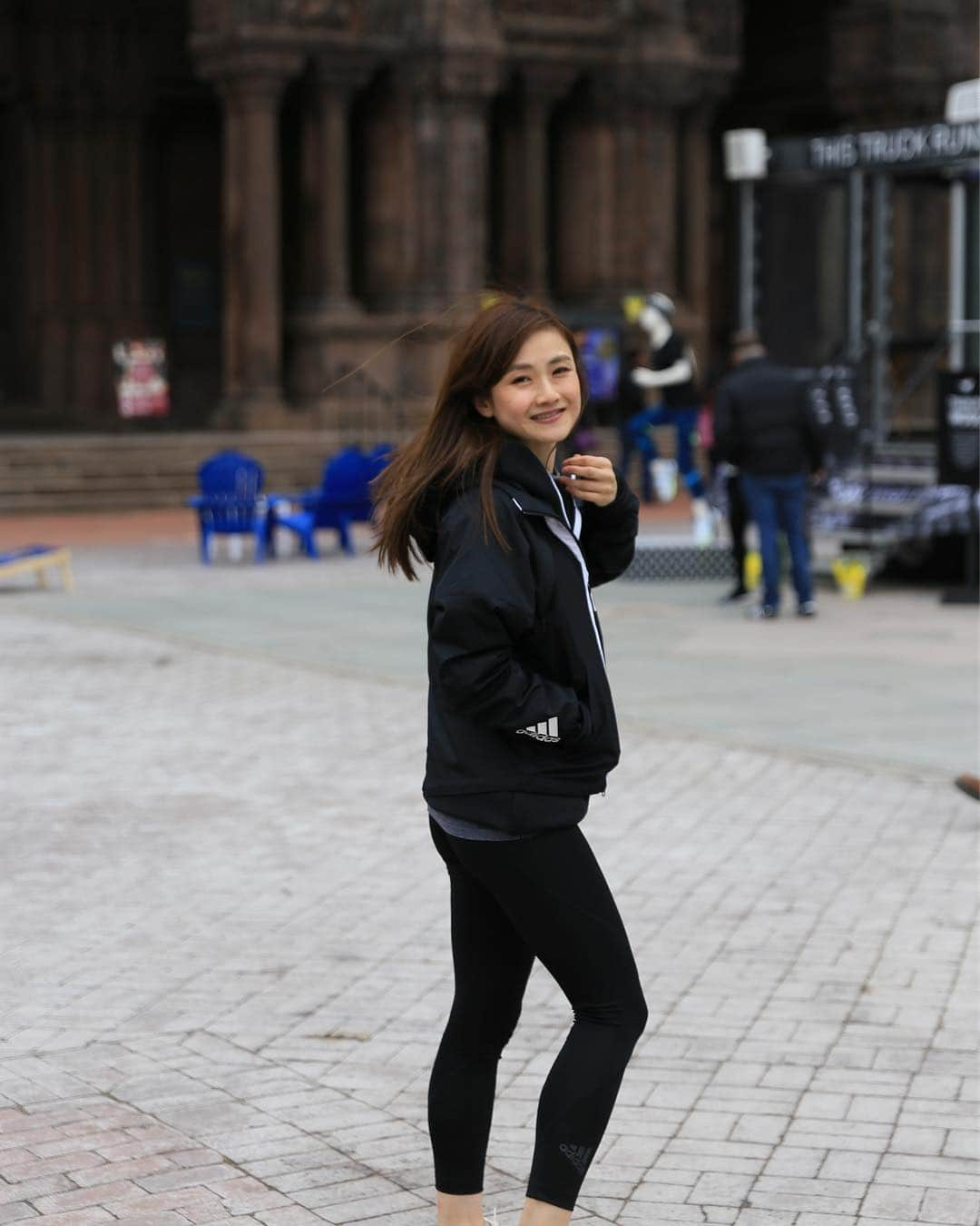 湯田友美さんのインスタグラム写真 - (湯田友美Instagram)「Running in Boston!!! Our race is finally tmr🇺🇸 ・ Good luck for all runners🤞 ・ ボストンマラソンまであと１日。 タイムを狙う人は、歩き回らない方がいいですが… 私は、楽しむためにここへきたので一秒も無駄にしたくない。ボストンの街を全身で感じています。明日、一緒に走る仲間がたくさんいてくれて、幸せです☺️🇺🇸 ドキドキ、ワクワク ・ #adidasrunners #adidasrunnersboston #adidasrunnerstokyo 🇯🇵 ・ #baa#boston#bostonmarathon#marathon#42195#running#wmm#ボストン#ボストンマラソン#ボストンマラソン2019#マラソン#海外レース#海外マラソン#旅#旅好き#旅ラン#明日走るのか 笑#足パンパン 🤣#今からみんなで最後の晩餐#今朝目覚めて第一声#疲れた 笑」4月15日 7時05分 - yudatomomi