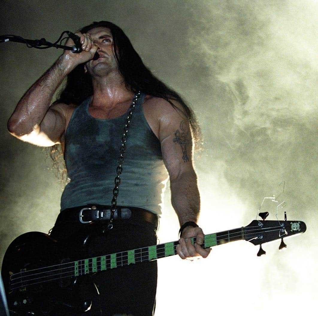 Revolverさんのインスタグラム写真 - (RevolverInstagram)「Peter Steele died nine years ago today. He was larger than life. What’s your favorite Type O Negative song? #RIP 📷: Paul Bergen/Redferns/Getty」4月15日 7時23分 - revolvermag