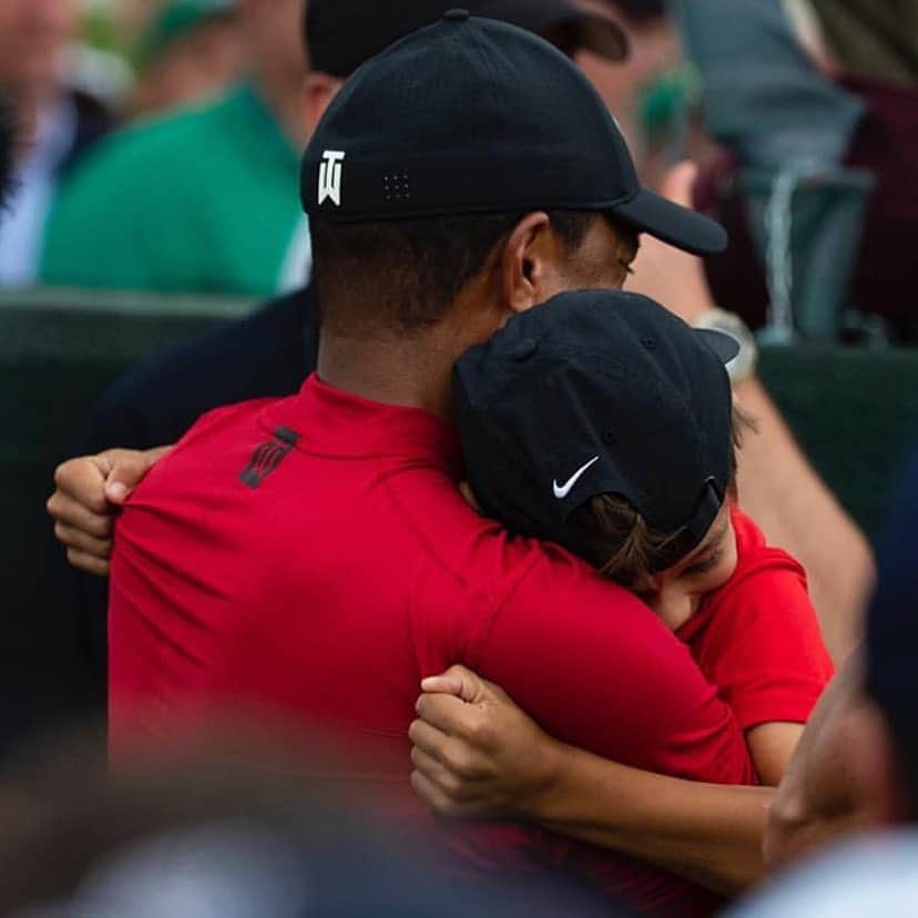 リセット・サラスのインスタグラム：「Unreal❗️❗️❗️ Congrats @tigerwoods on your 15th major🐅 Truly inspiring!!」